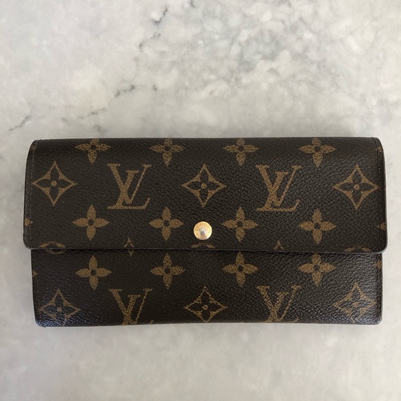 Louis Vuitton Handbags - Louis Vuitton wallet